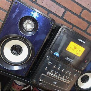 Aiwa XR-MG9 COMPACT STEREO 124w Hi Power. AM/FM CD Best Looking/Sounding Micro.